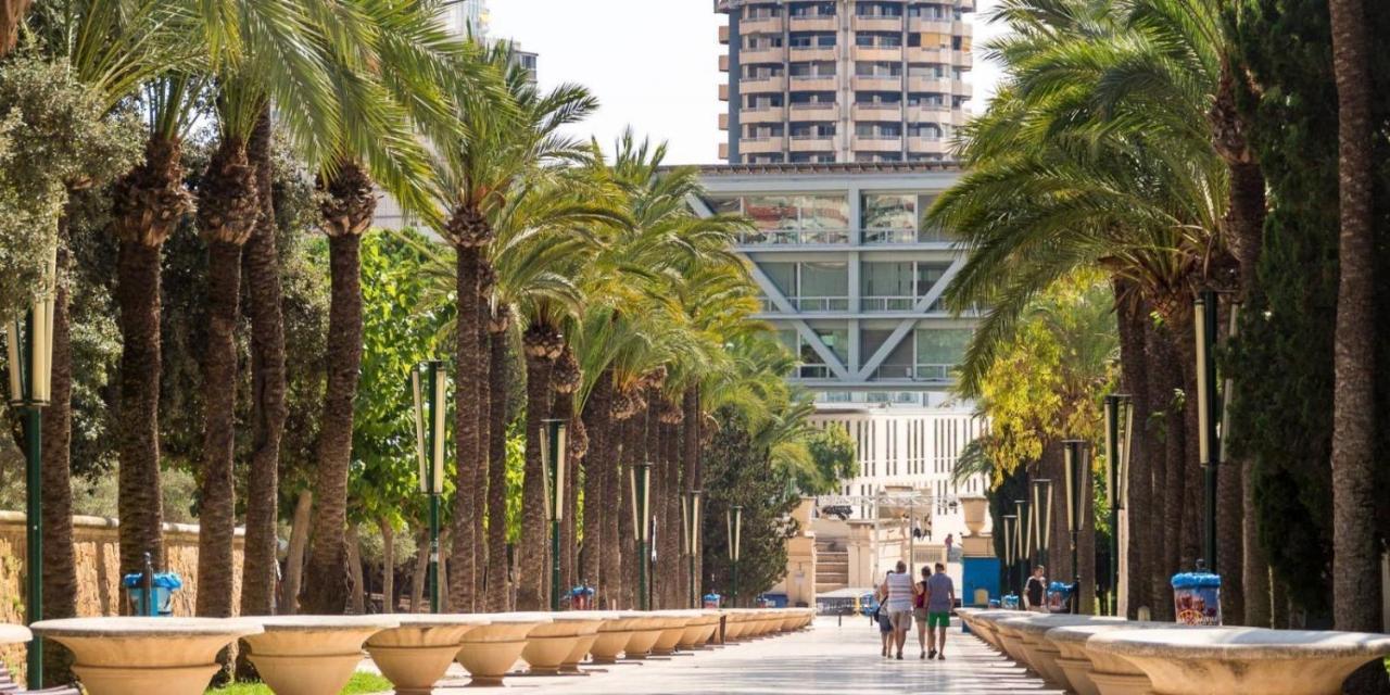 Sol Y Luz Apartamento Levante Centro Benidorm Luaran gambar